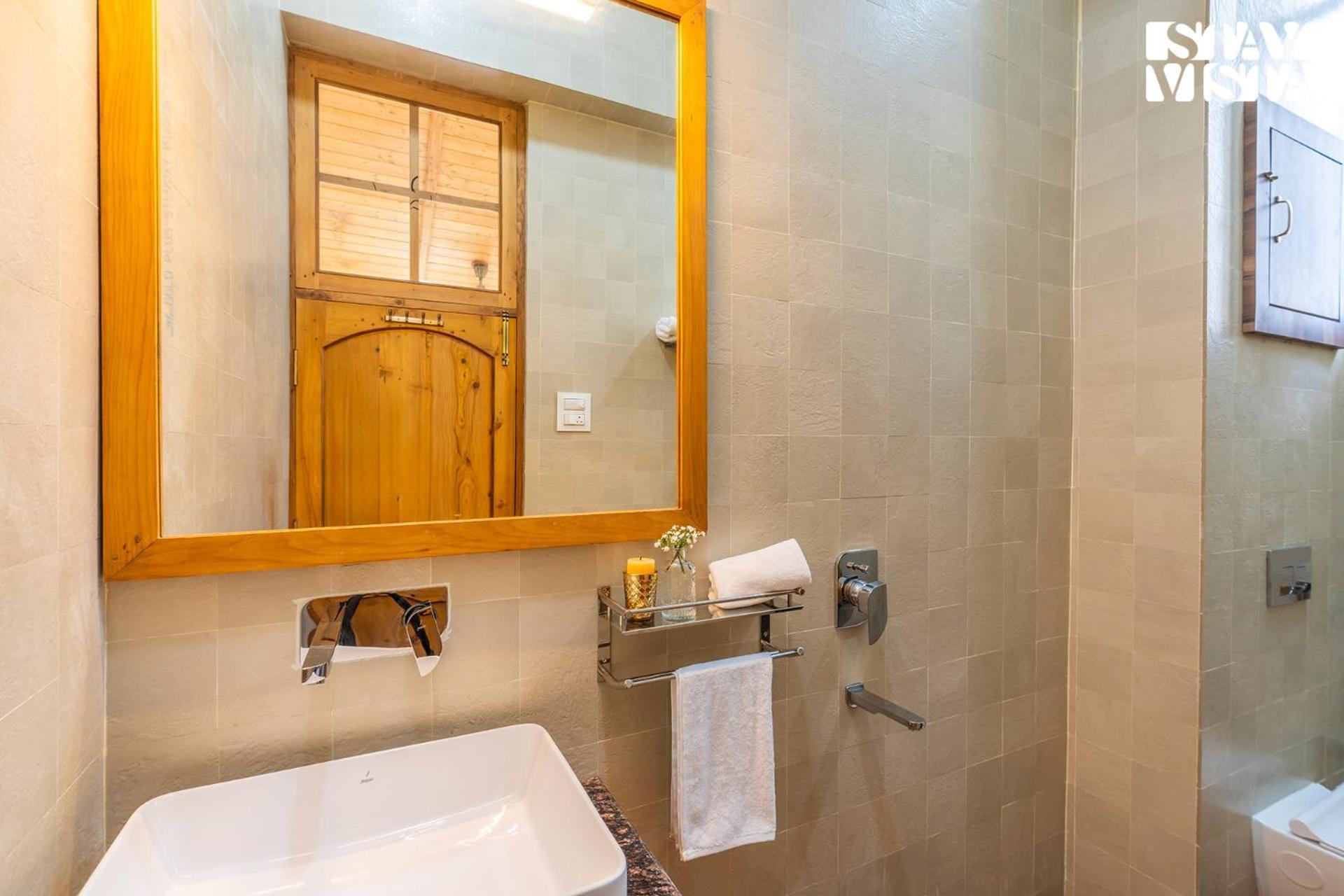 Stayvista At The Oakridge 4 Bhk Villa In Dharamshala With Jacuzzi & Balcony Chamba  Zewnętrze zdjęcie